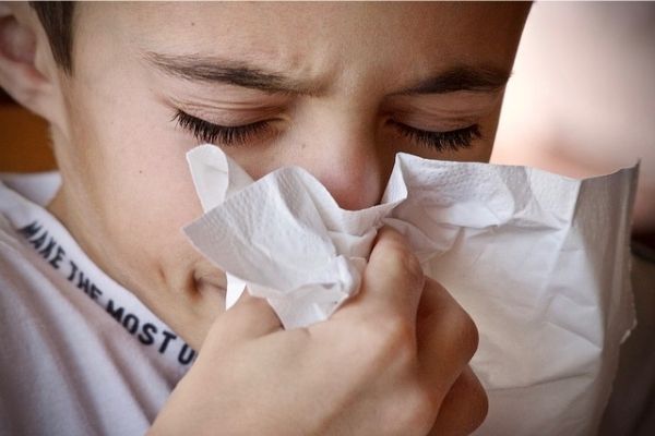 How to relieve pollen allergies without medicine?