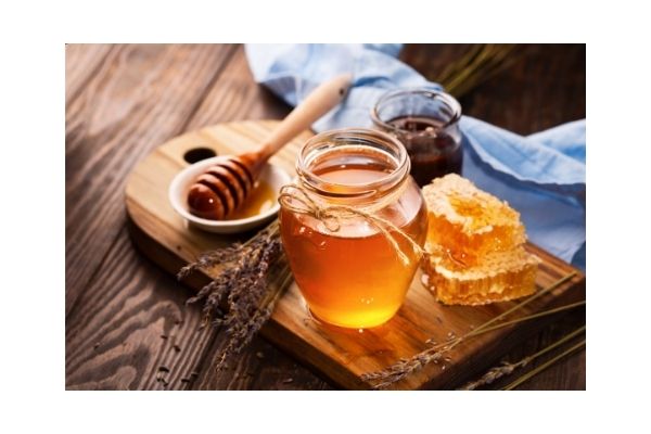 Is honey effective in hay fever?